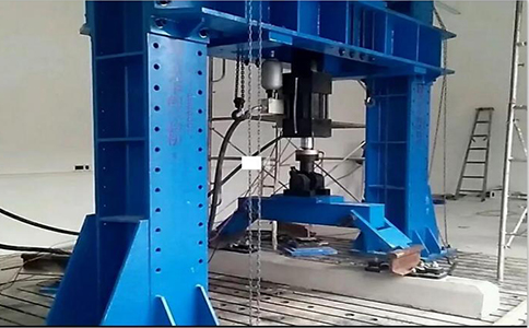 汽車車軸垂直彎曲疲勞試驗(yàn)機(jī)